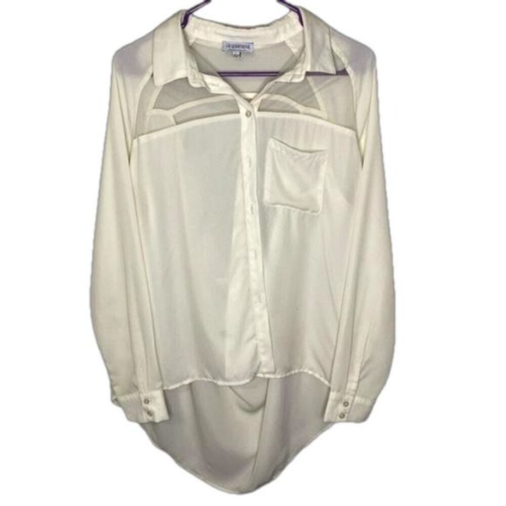 Fashion Nova blouse cream button down hi low Womens size Large